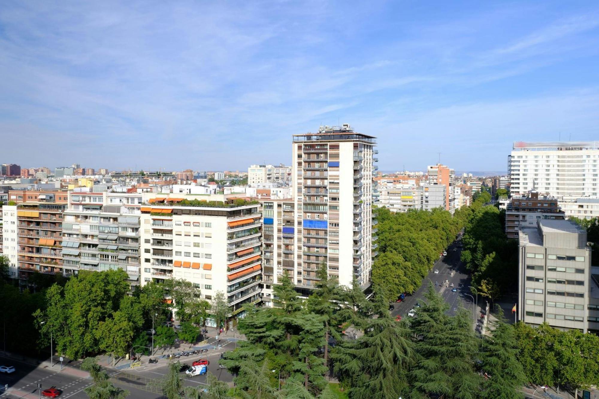 The Westin Madrid Cuzco Hotel Exterior photo